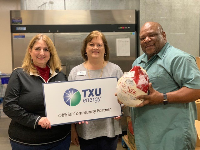 Vistra’s TXU Energy Donates $150,000 to Fight Hunger, Make the Season Bright for Texans